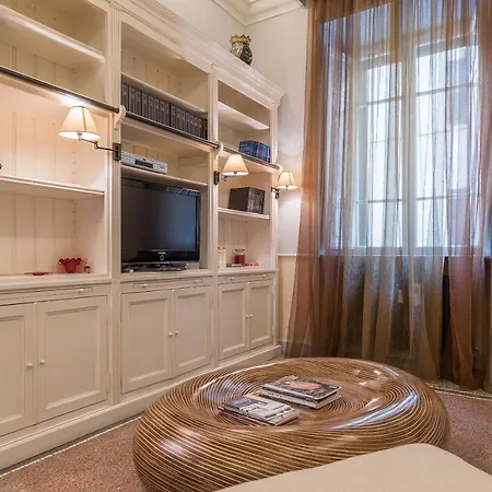 Giulio Cesare Lovely Apartment